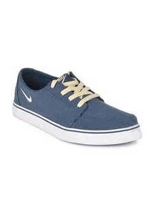 boys casual shoes